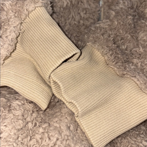 Lululemon Oh So Sherpa Half Zip Trench, size 4 in EUC. - Picture 17 of 17